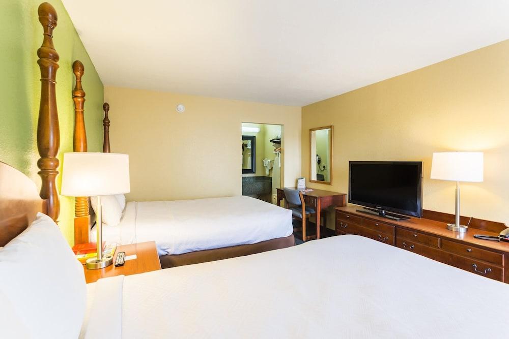 Econo Lodge White Pine Morristown I-81 & I-40 Split Buitenkant foto